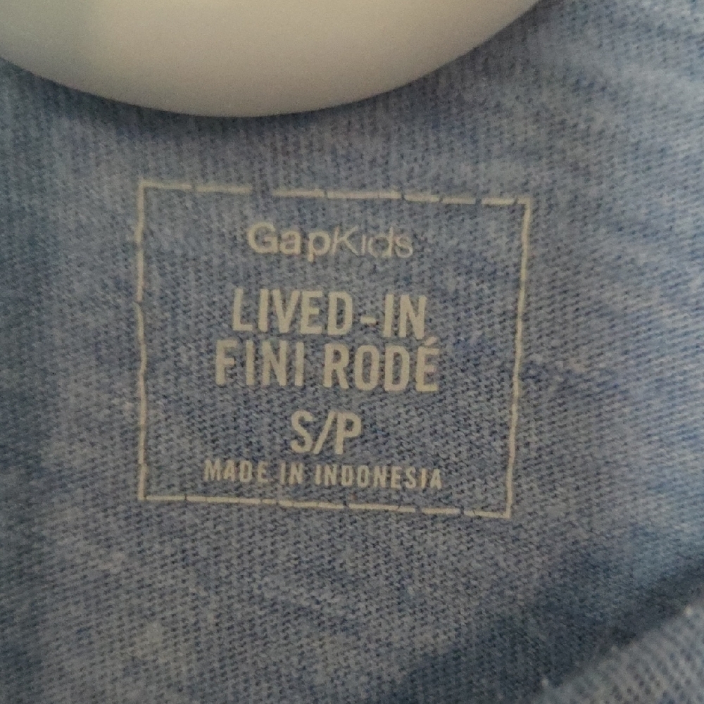 5/$20 GAP Blue Long Sleeve Size S - Picture 2 of 3